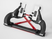 米兰平台-米兰中国
 中国人双手持模型